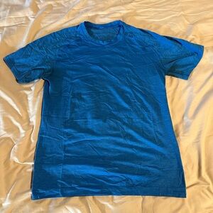 Lululemon Shirt Mens Small Blue Vent Tech Breathable Stretch Workout Tee Gym